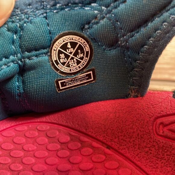 Keen Newport H2 Deep Lagoon Bright Pink Big Girls Sz 4 Waterproof Hiking Sandals - Picture 6 of 11